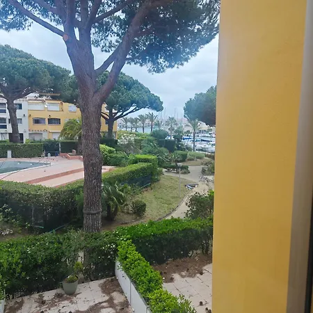 Апартаменти Valentinvtc Location